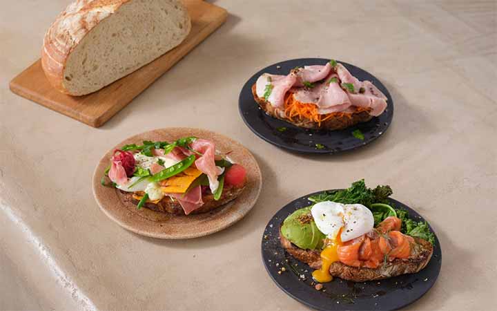 ART GALLERY RESTAURANT TOO