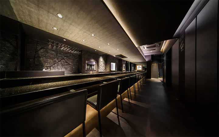 DINING & BAR「離-HANARE」