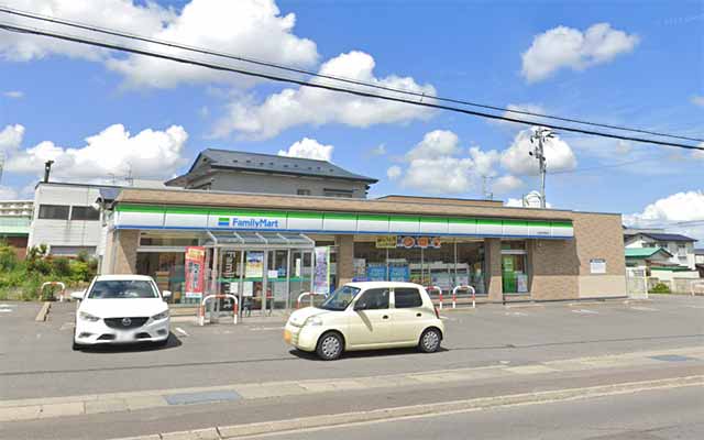 ファミリーマート 弘前松原東店