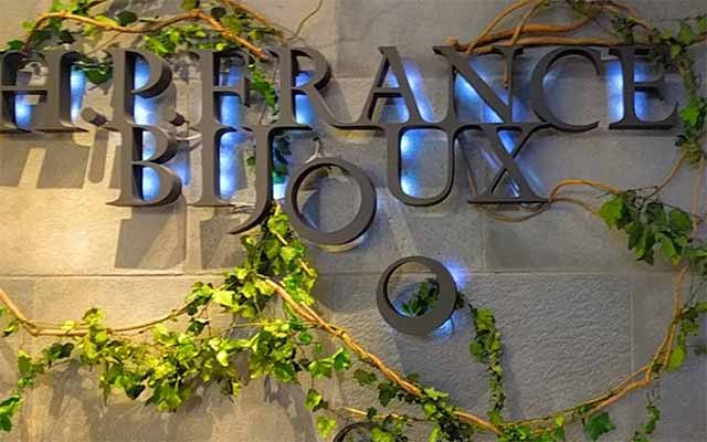 H.P.FRANCE BIJOUX 表参道店