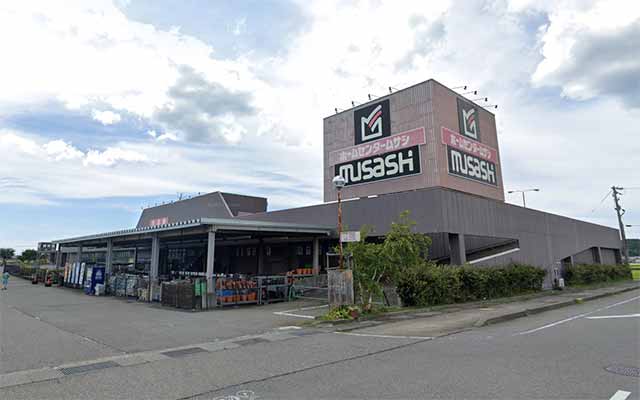 ホームセンタームサシ加賀店