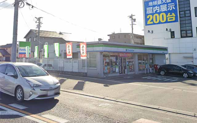 ファミリーマート 東浦石浜南店