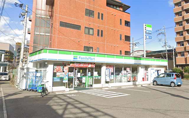 ファミリーマート 富田林若松町店