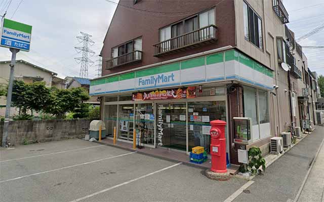 ファミリーマート かみえす西野店