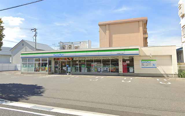 ファミリーマート 小倉井堀三丁目店