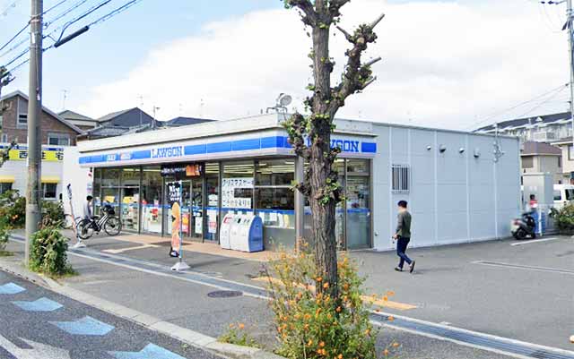 ローソン 尼崎武庫之荘本町三丁目店