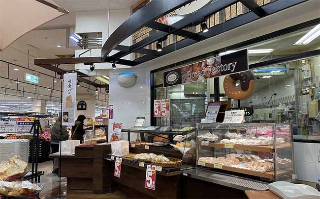 レアールパスコベーカリーズ イオン小牧店パン工場