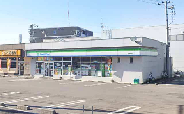 ファミリーマート 函館美原店