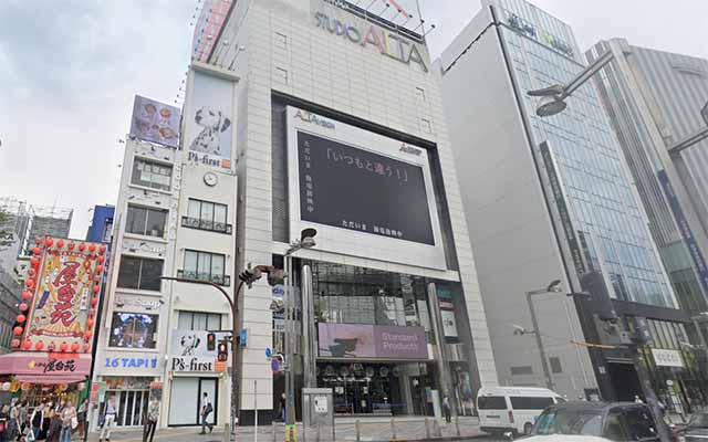 新宿アルタ