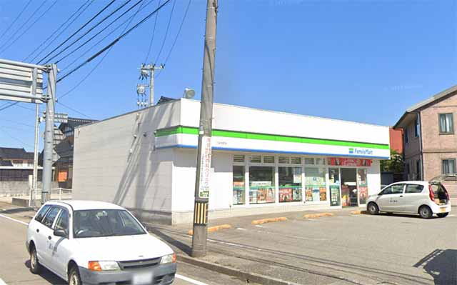 ファミリーマート 穴水大町店