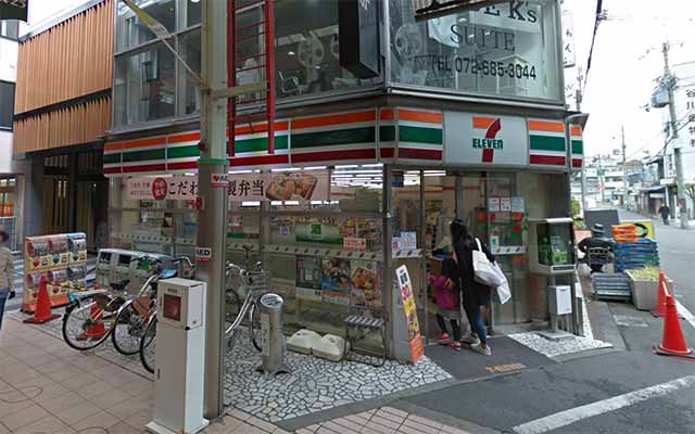 セブンイレブン 高槻芥川町店