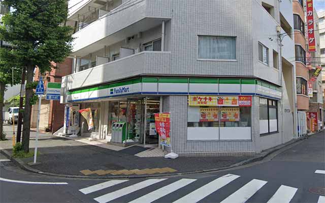 ファミリーマート 青葉しらとり台店