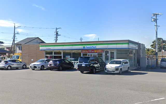 ファミリーマート 岡崎三菱自動車前店