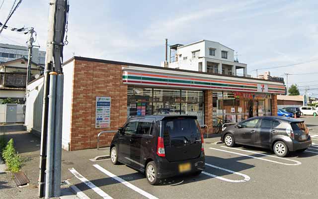 セブンイレブン 高知新本町2丁目店