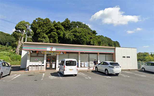 セブンイレブン 匝瑳飯塚店