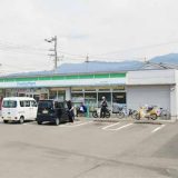 ファミリーマート 新居浜沢津店