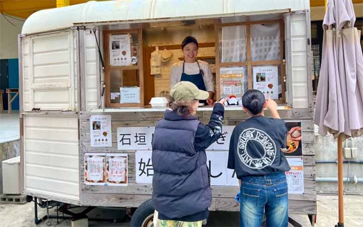 石垣島のおにぎり屋