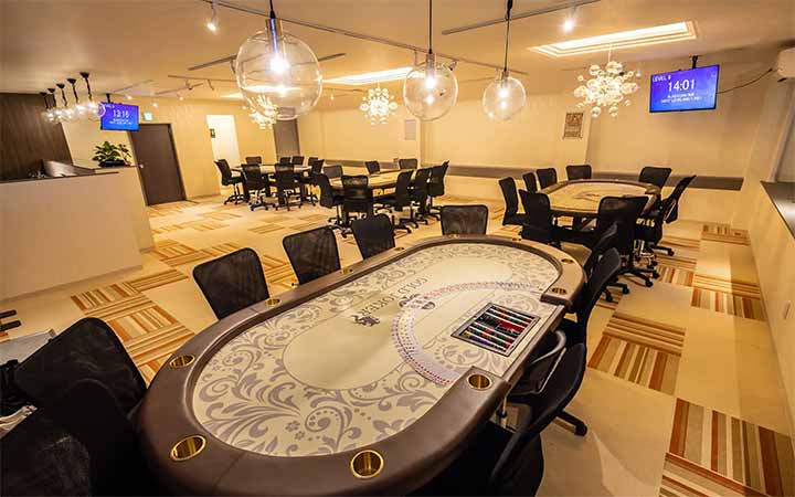 横浜ポーカーBar GOLD JOKER 相模原店