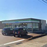 ファミリーマート 燕下粟生津店