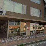 ハチトニ製パン本店