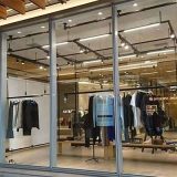 アストラット 新宿店