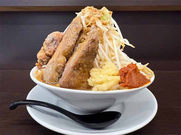 飛べ豚 宮崎店