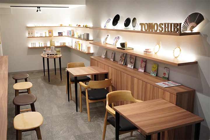 燈(TOMOSHIBI)